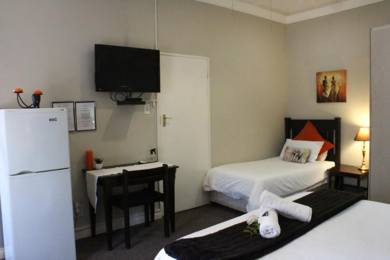 The Lakehouse Guest House Brakpan Экстерьер фото